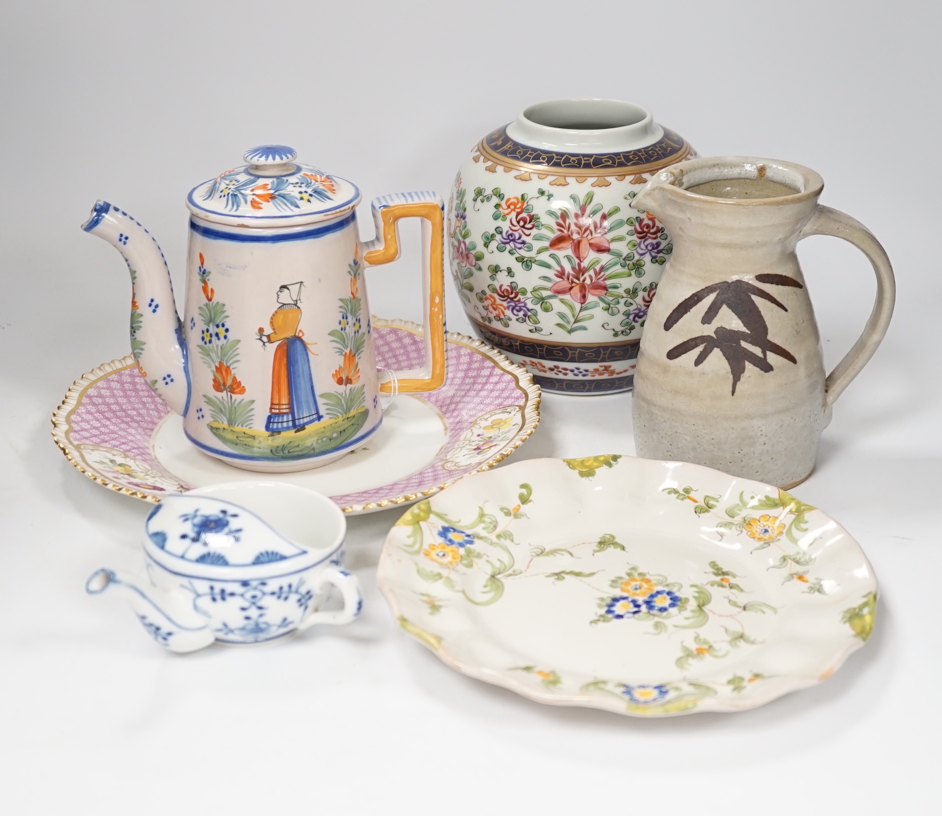 A group of Continental and English ceramics (8), including Cantagalli plate, a Quimper coffee pot et cetera tallest 21cm high